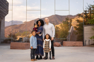 Family photo at NHMU.