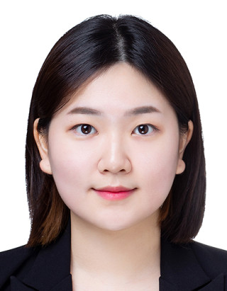 A headshot portrait of Kayun Lim.