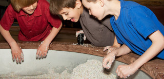 kids at nhmu